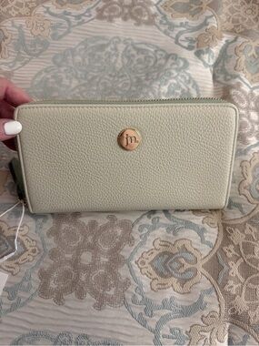 Women’s Cream Zip-Around Shoulder Wallet with Gold Logo